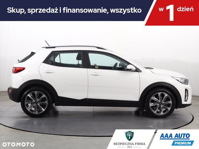 Kia Stonic - 8