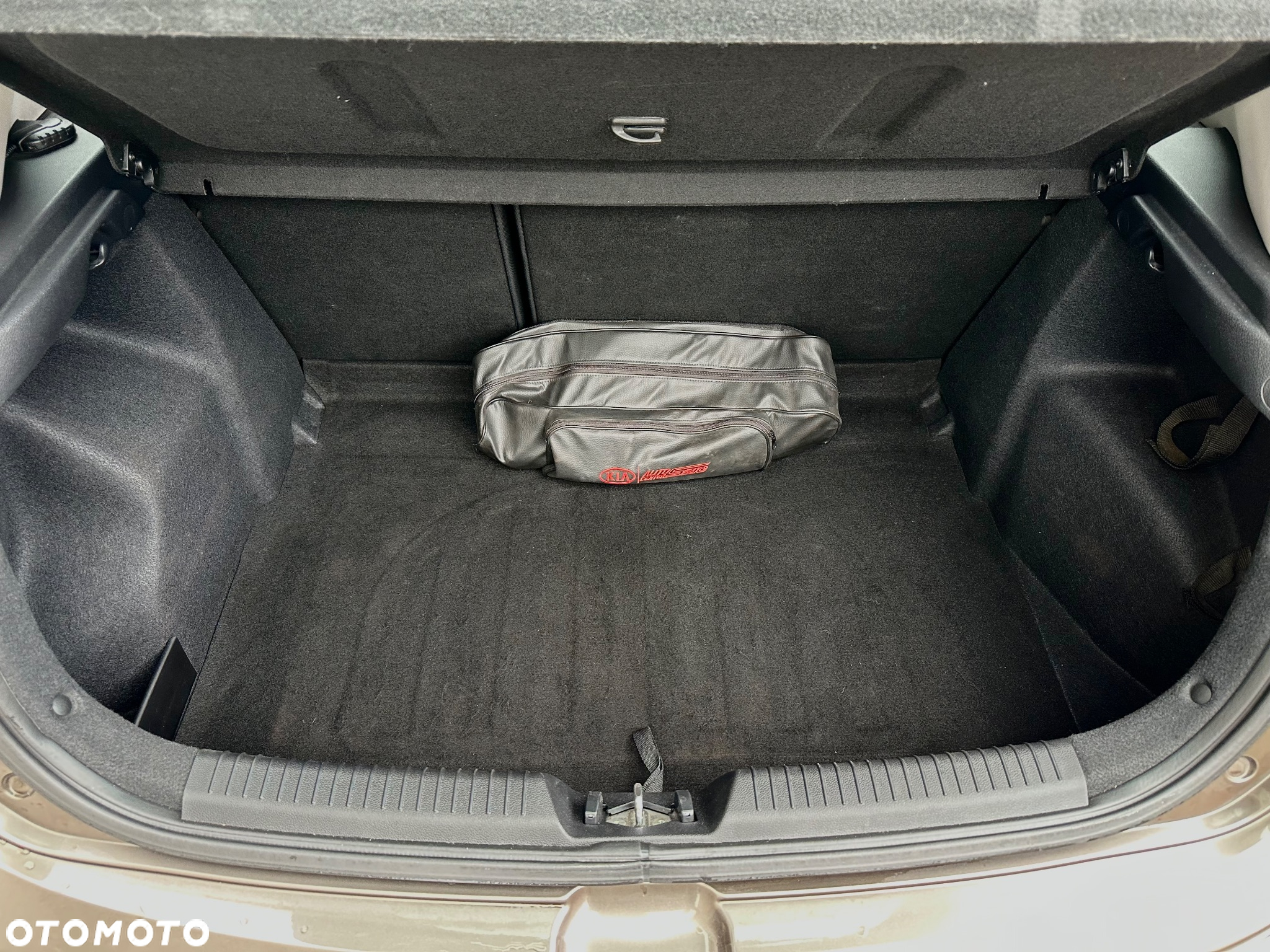 Kia Ceed Cee'd 1.4 L - 13