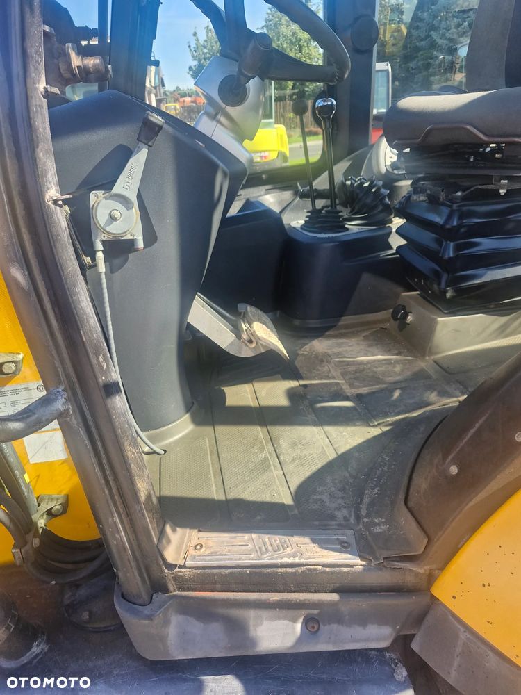 JCB Midi - 7