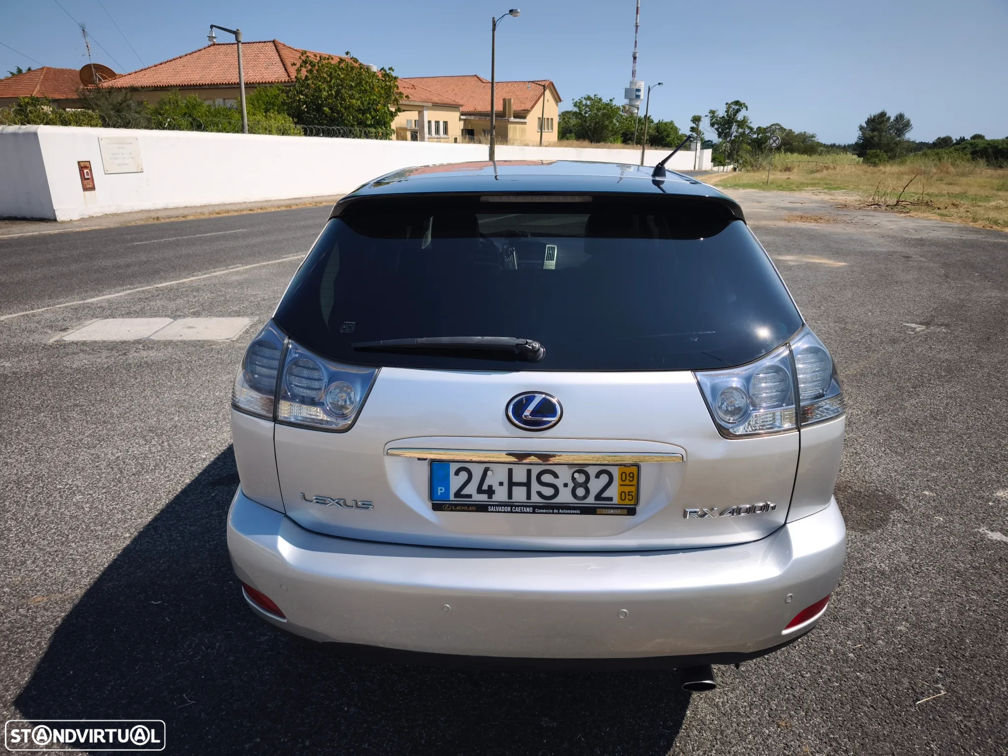 Lexus RX 400h - 12