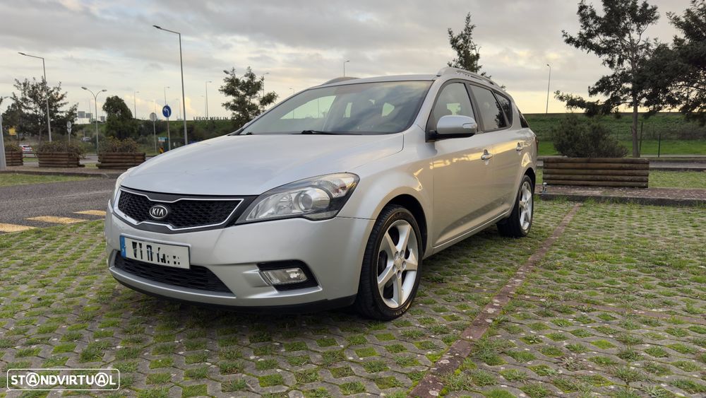 Kia Ceed SW 1.6 CRDi EX - 1
