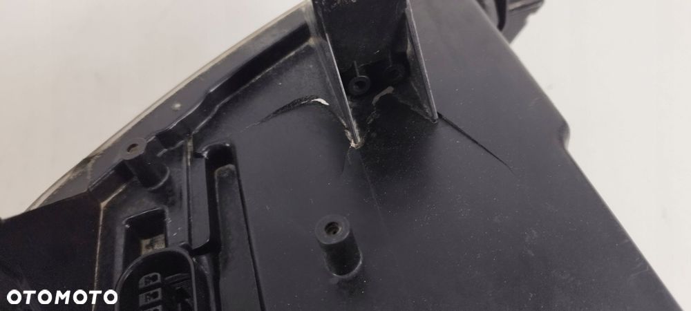 LAMPA PRAWA PRZÓD PRZÓDNIA XENON EU BMW Z4 E85 - 8