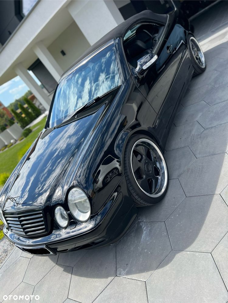 Mercedes-Benz CLK - 40