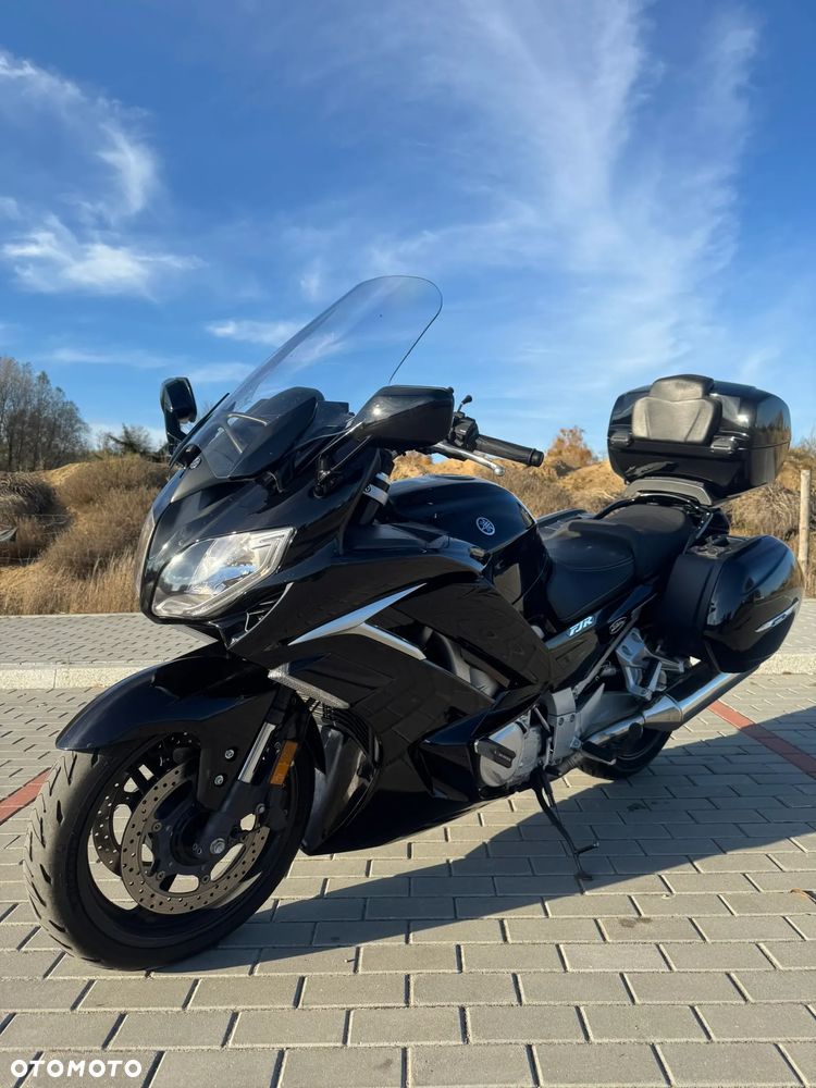 Yamaha FJR - 7