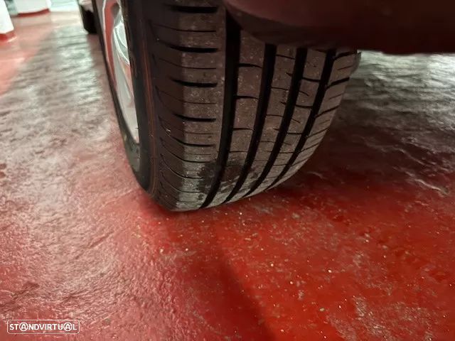 Peugeot 208 1.2 PureTech Active - 23