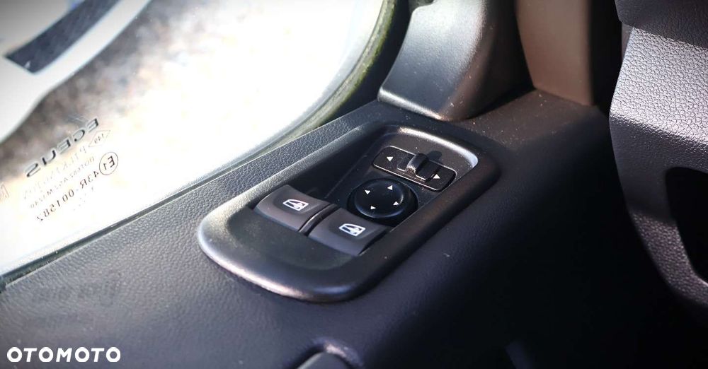 Renault Master - 25