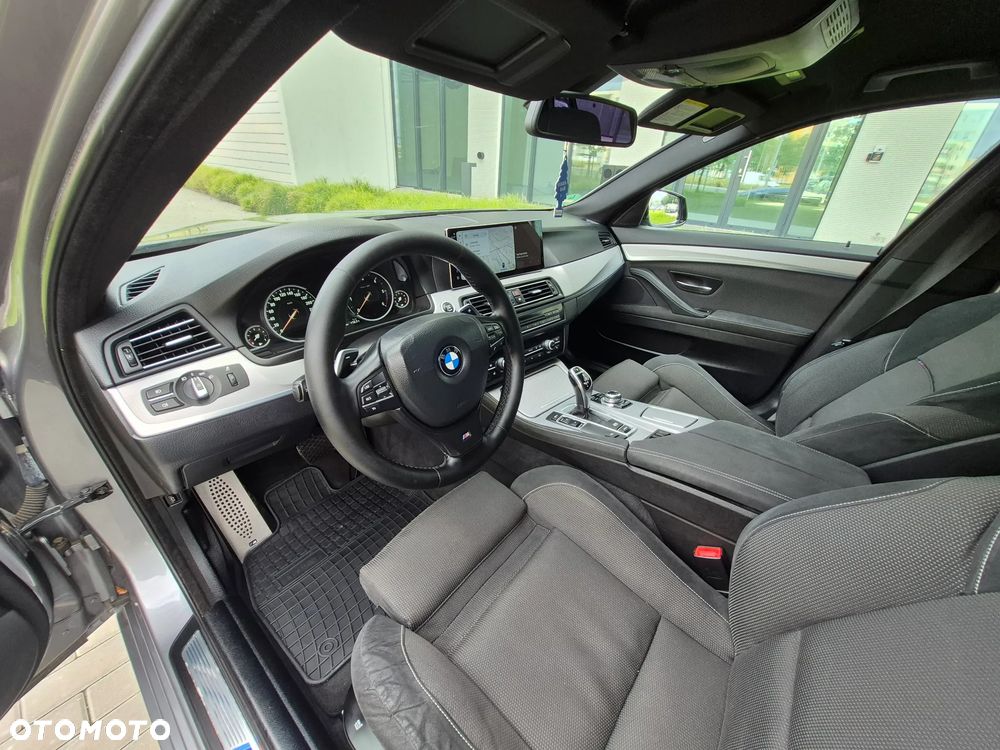 BMW Seria 5 520d Sport-Aut - 23