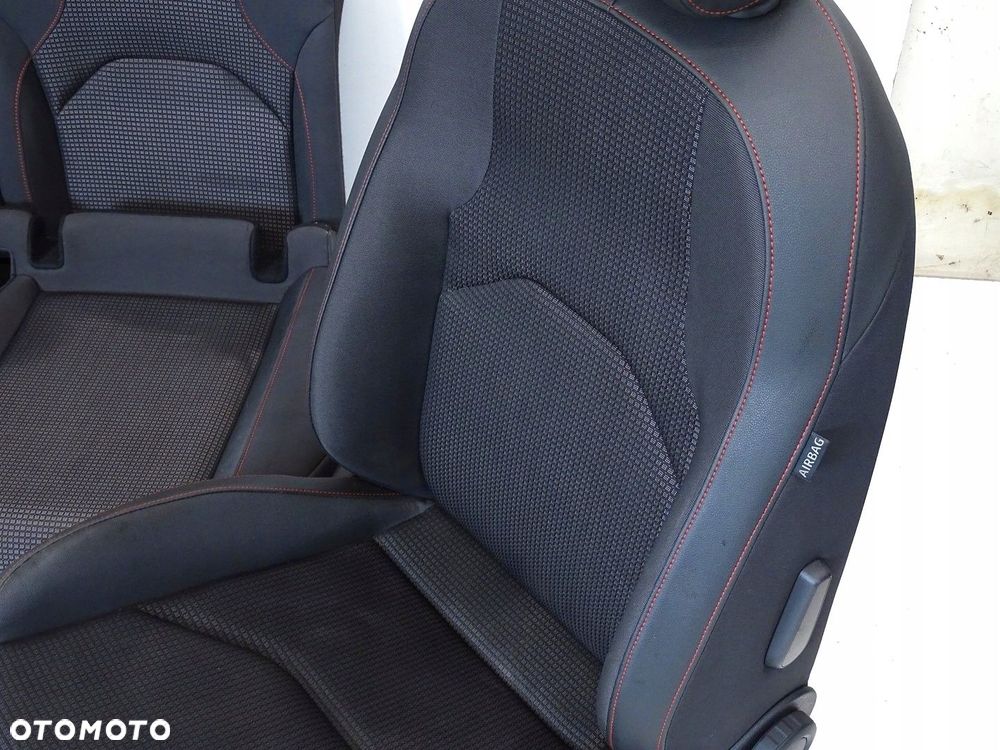 KPL FOTELE KANAPA TAPICERKA PÓŁSKÓRA  BOCZKI SEAT LEON III 5F LIFT 5D FR - 6