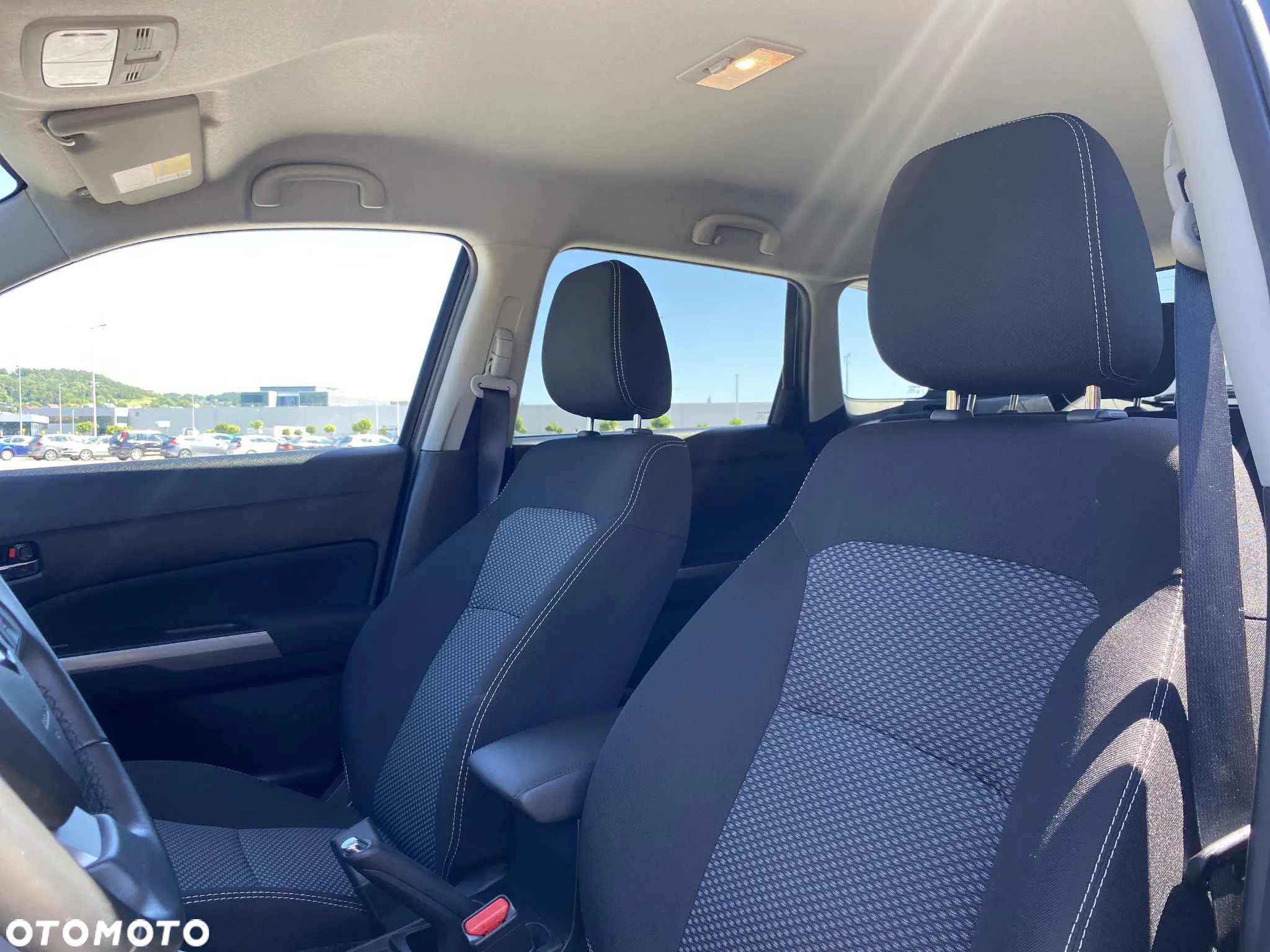Suzuki Vitara 1.4 Boosterjet SHVS Premium 4WD - 11