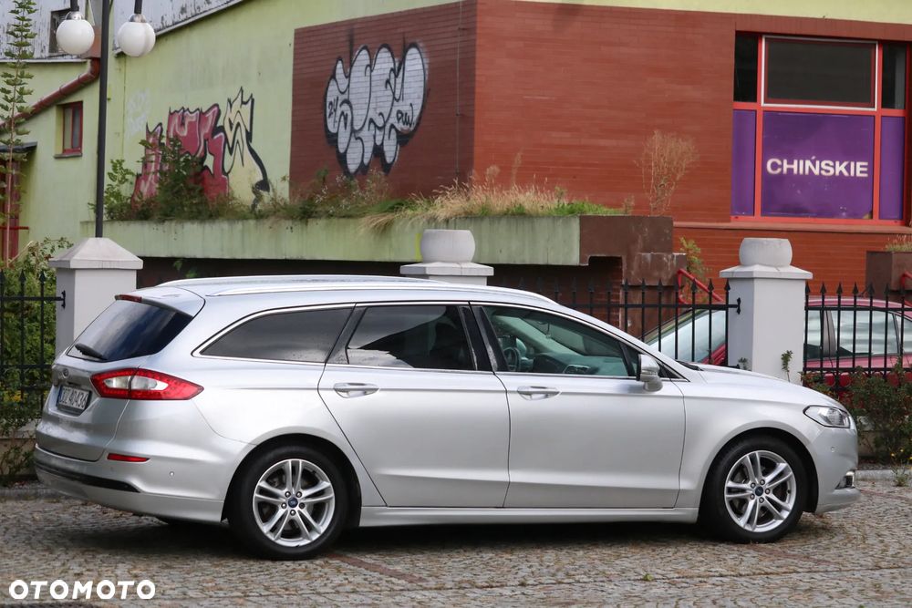 Ford Mondeo 2.0 TDCi Titanium PowerShift - 31