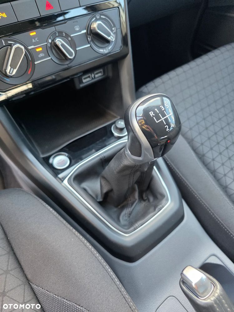 Volkswagen T-Cross 1.0 TSI United - 29