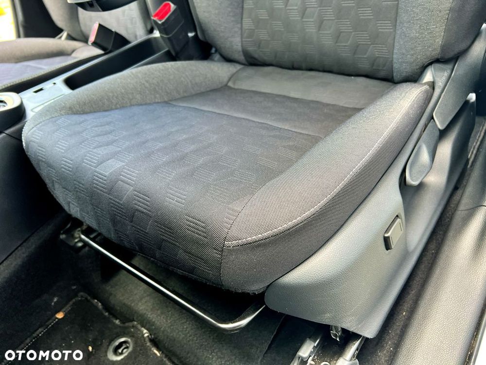 Toyota Yaris Hybrid 1.5 Style - 15