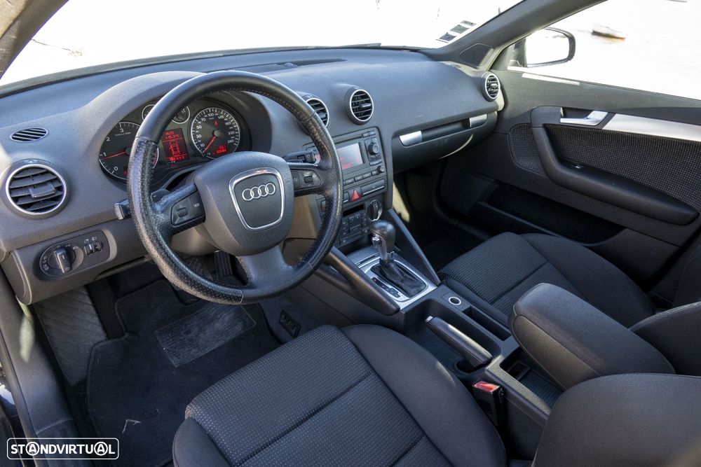 Audi A3 Sportback 2.0 TDi Sport S tronic - 21