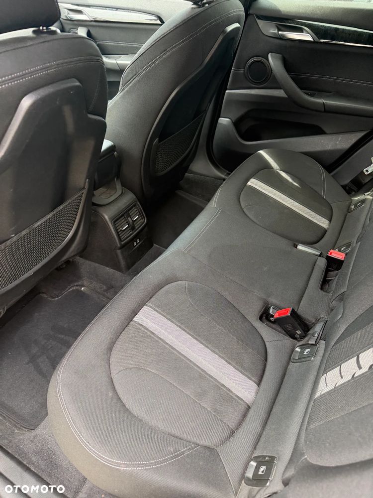 BMW X1 sDrive18i GPF Advantage - 6
