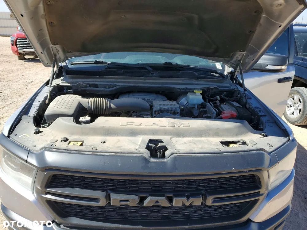 RAM 1500 Crew Cab Shortbed Bighorn - 10