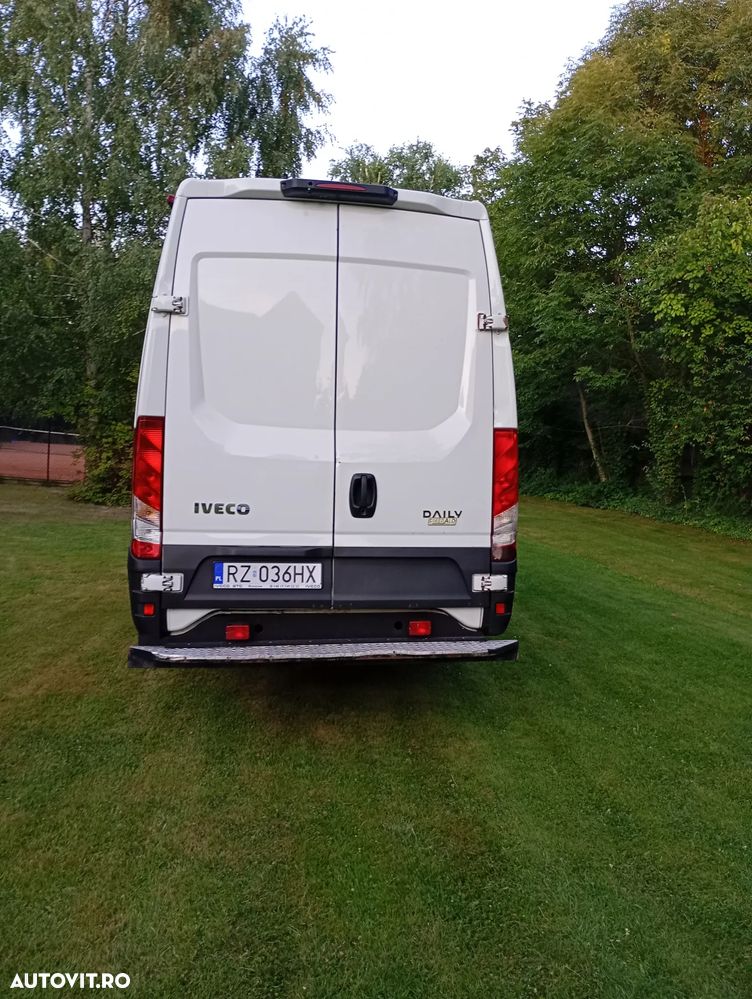 Iveco Massif - 10