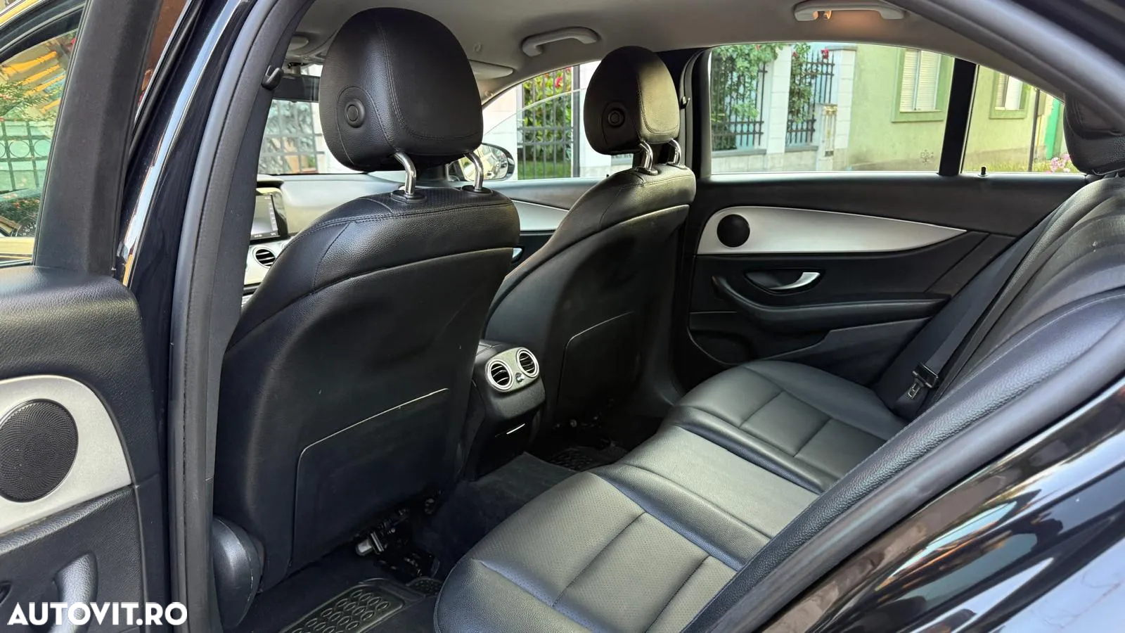 Mercedes-Benz E - 8