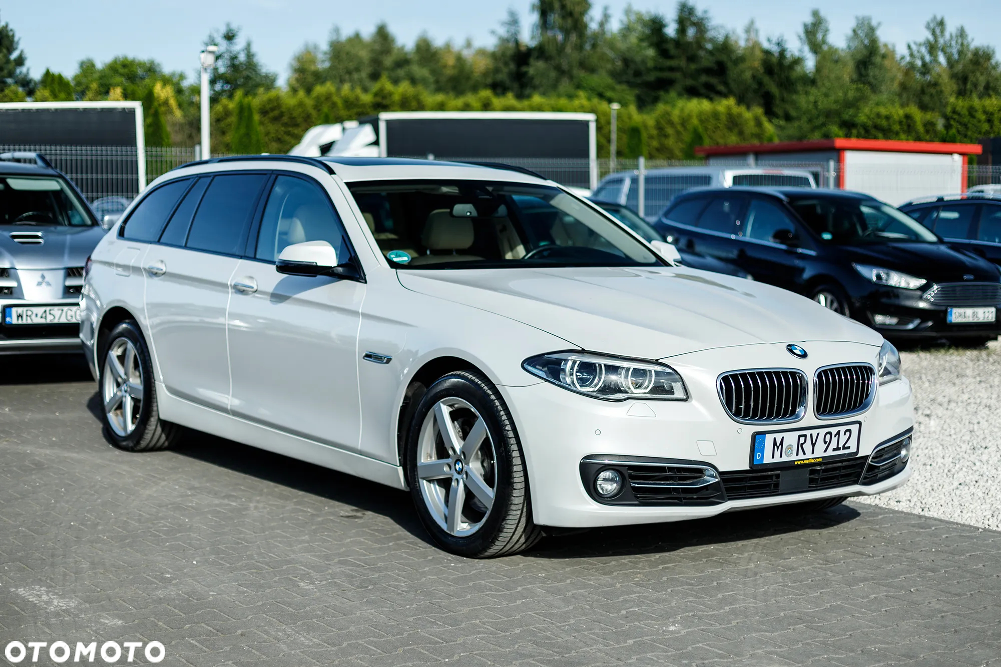 BMW Seria 5 535d xDrive Touring Luxury Line - 3