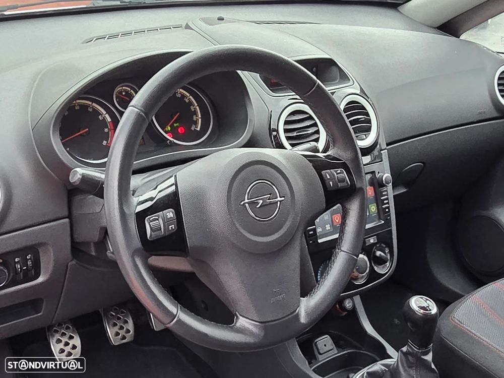 Opel Corsa 1.2 Black Edition - 14
