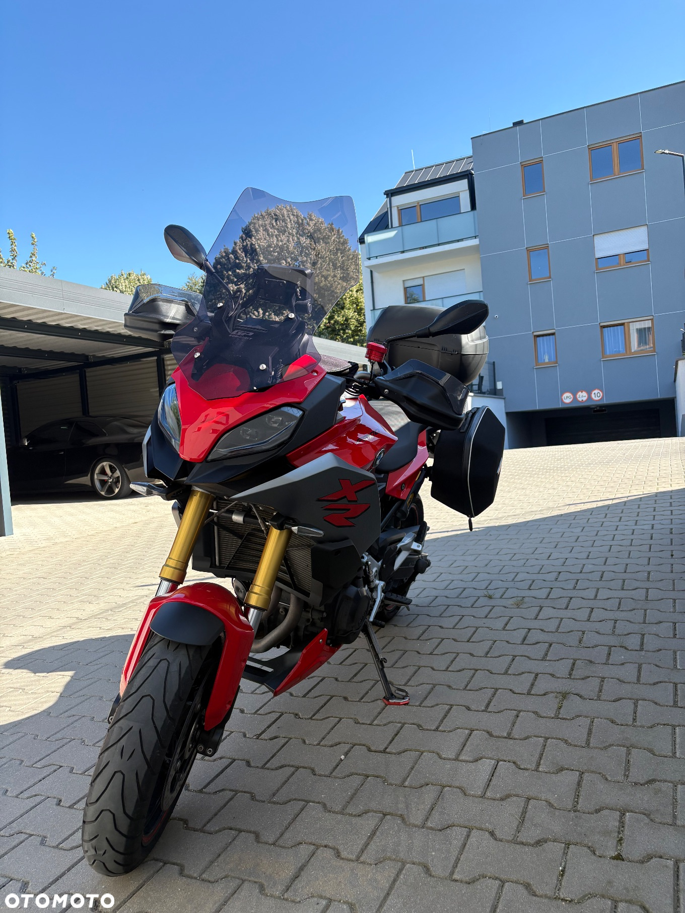 BMW XR - 2