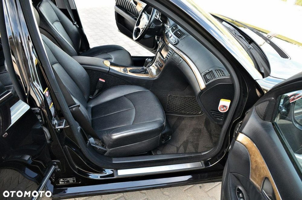 Mercedes-Benz Klasa E - 15