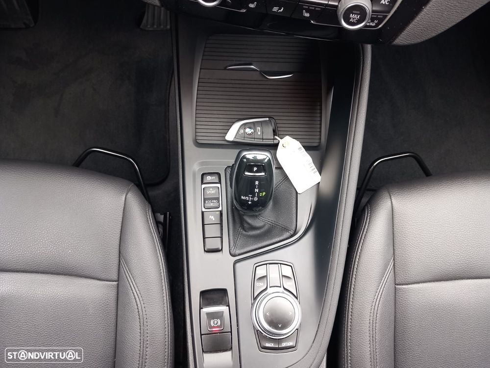 BMW X1 16 d sDrive Auto Line Sport - 19