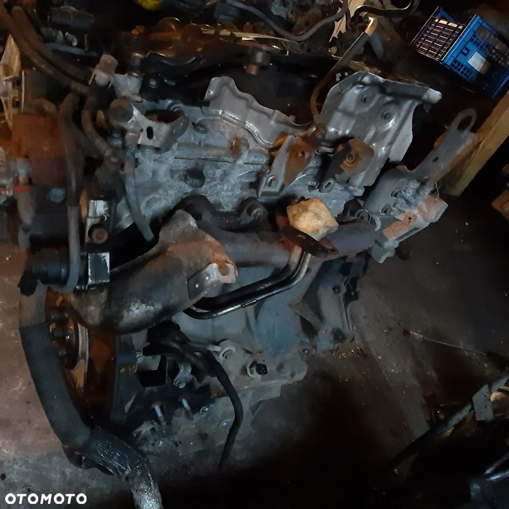 Silnik Słupek Renault Trafic Espace Laguna Opel Vivaro 2.0 DCI M9R - 1