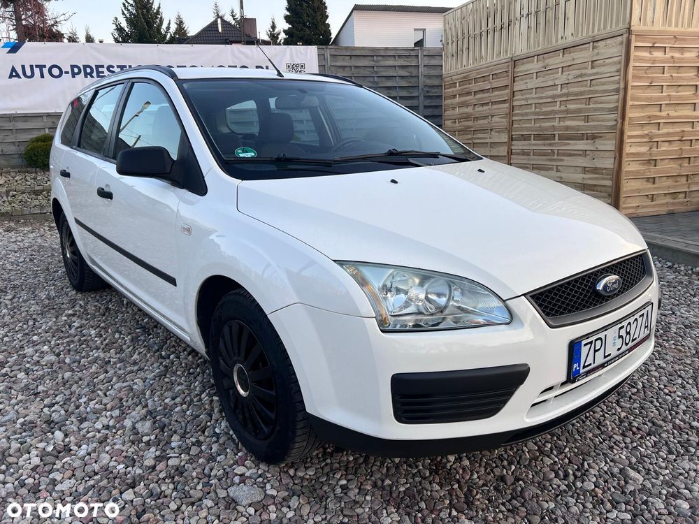 Ford Focus 1.4 Ambiente - 13