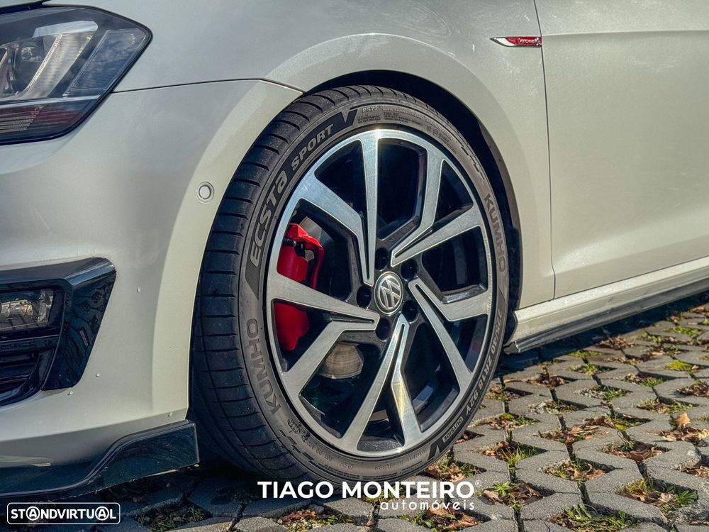 VW Golf 1.6 TDi BlueMotion Trendline - 8