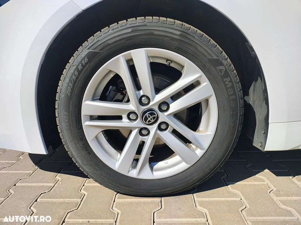 Toyota Corolla 1.8 HSD Business - 4