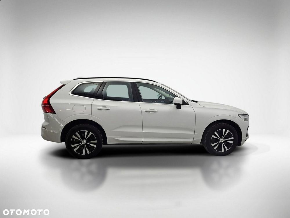 Volvo XC 60 B4 D Momentum Pro - 7