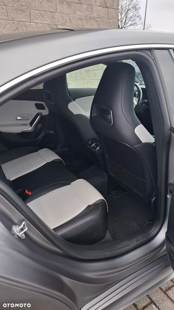Mercedes-Benz CLA 220 d AMG Line 8G-DCT - 19