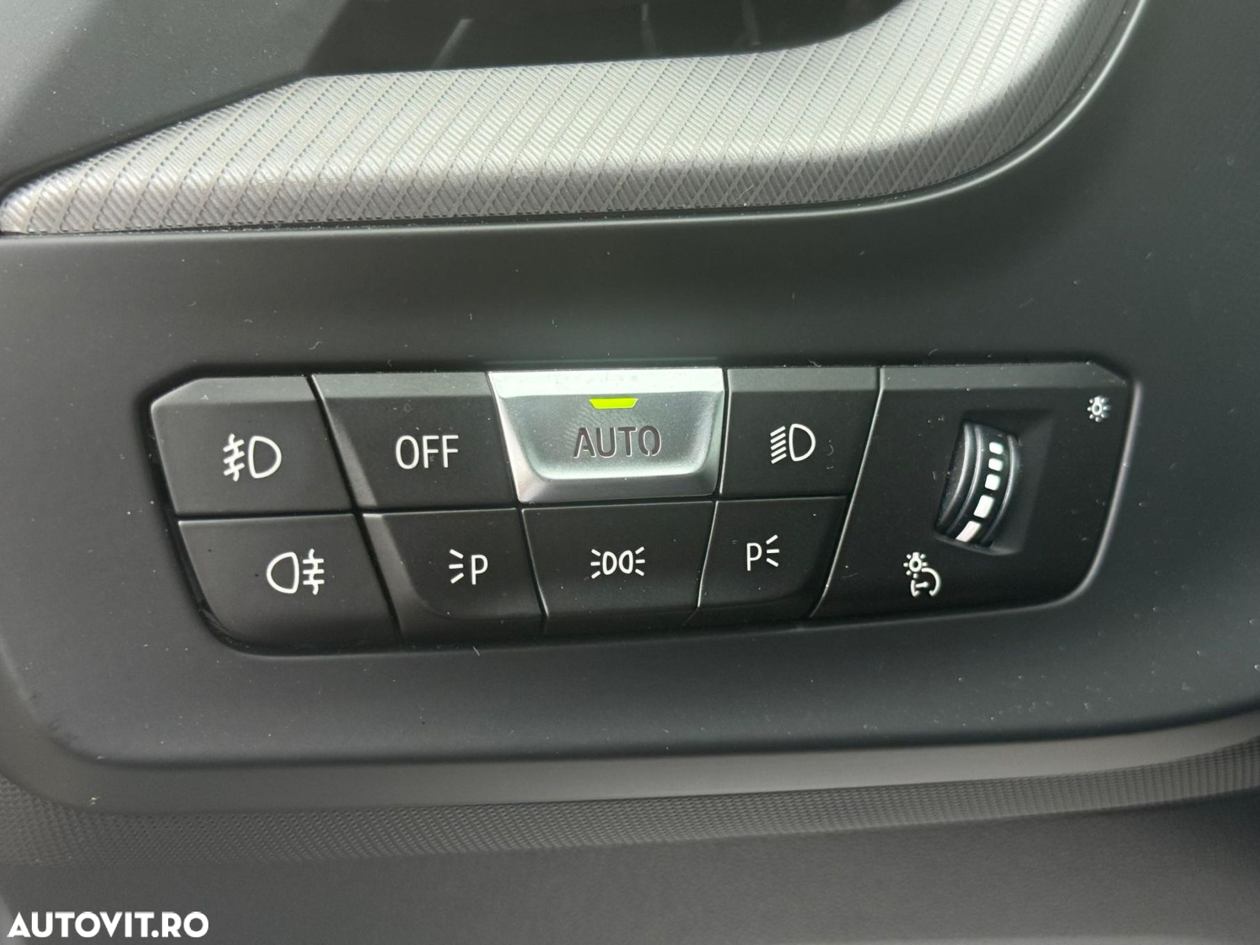BMW Seria 1 - 24