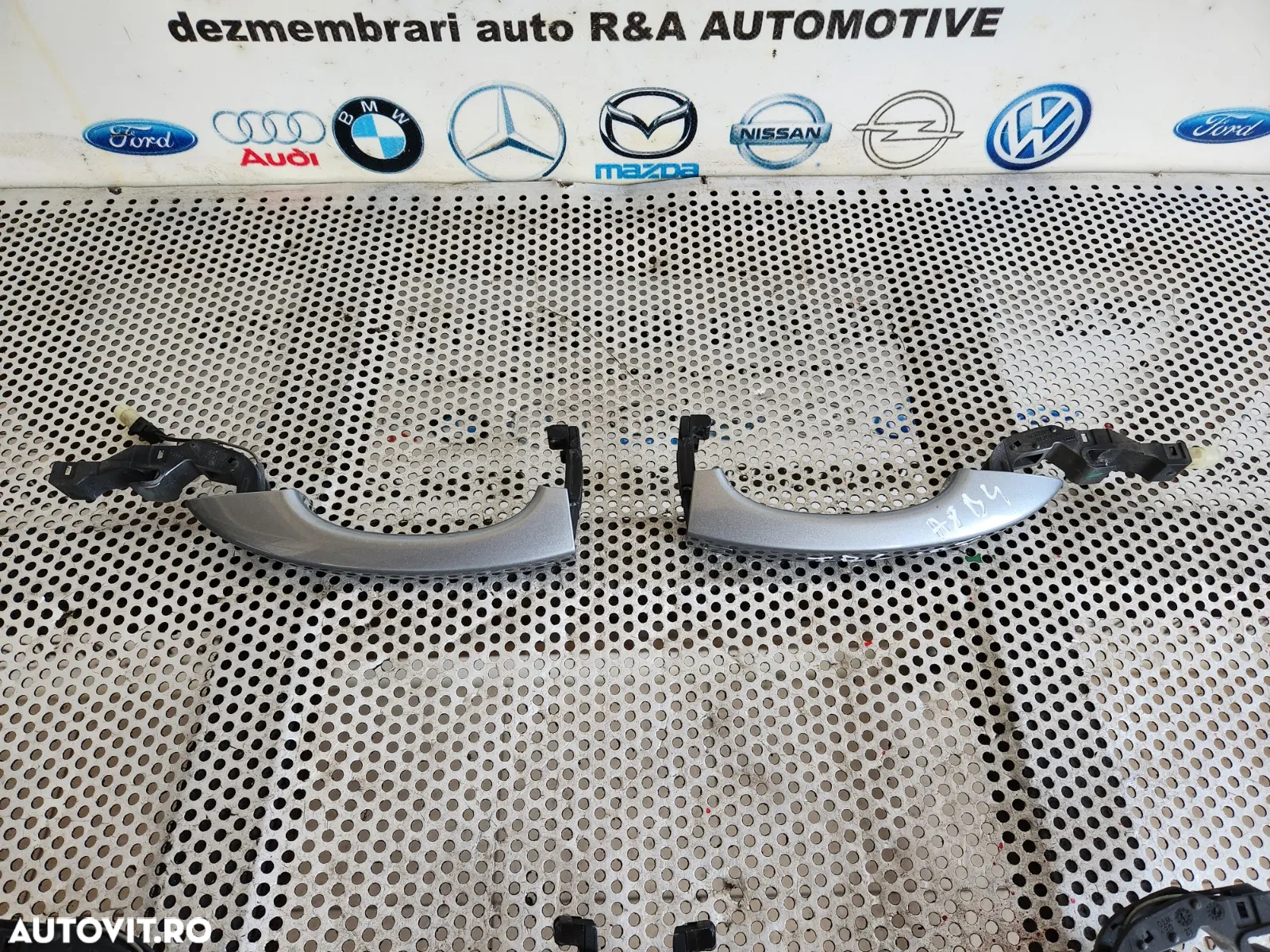 Maner Exterior Usa Portiera Fata Spate Audi A8 4H D4 Lumini Ambientale Keyless Entry An 2010-2011-2 - 5