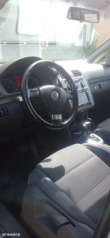 Volkswagen Touran 2.0 TDI DPF Highline DSG - 7
