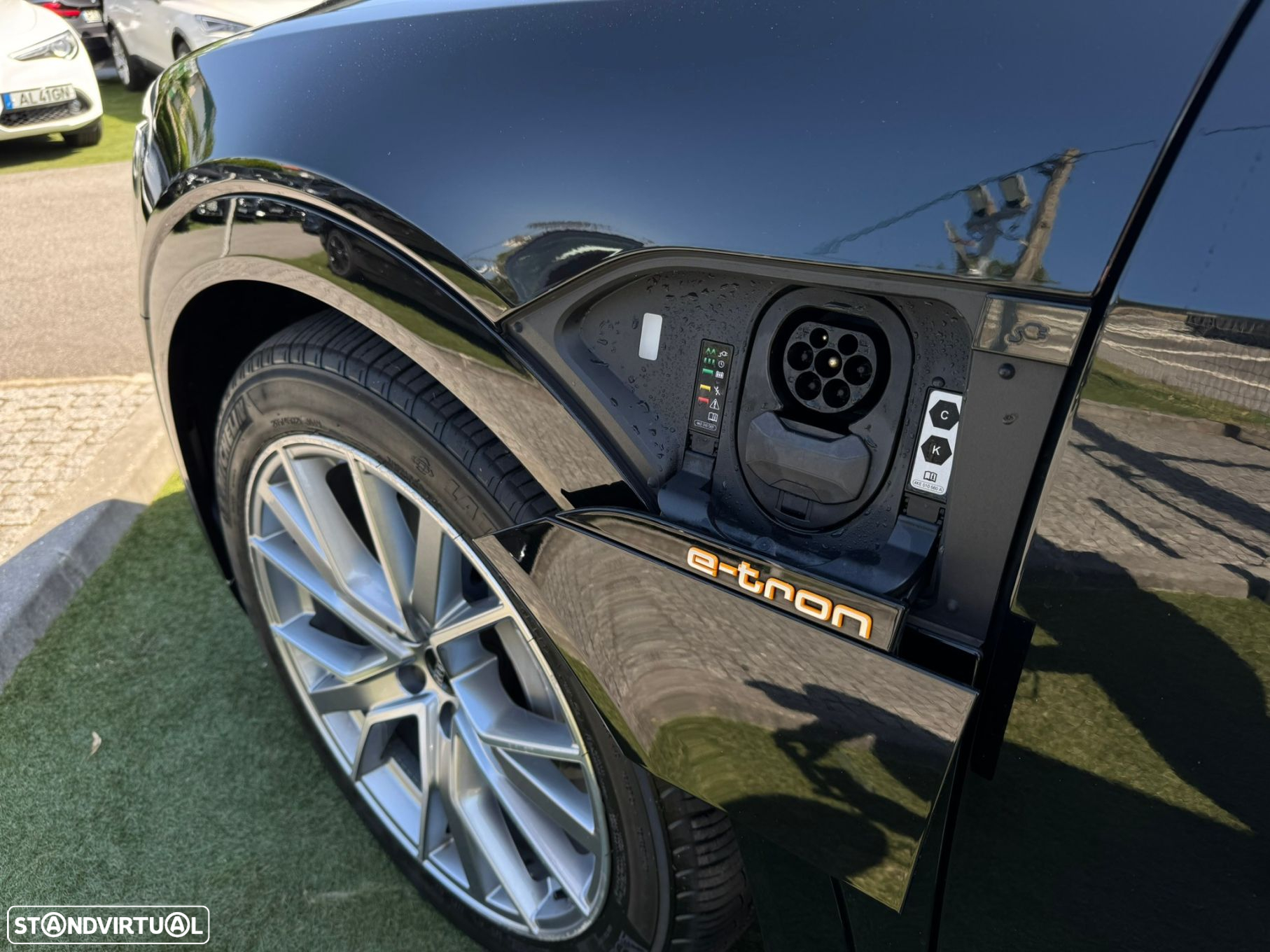 Audi e-tron 55 quattro S line - 3
