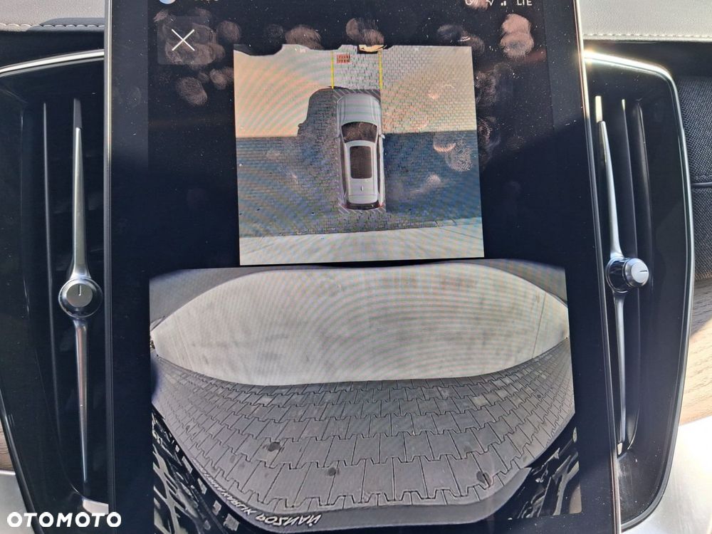 Volvo XC 90 - 21