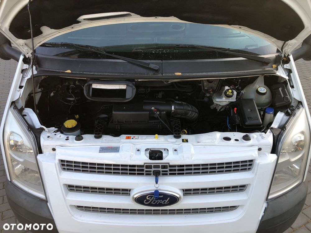 Ford Transit - 15