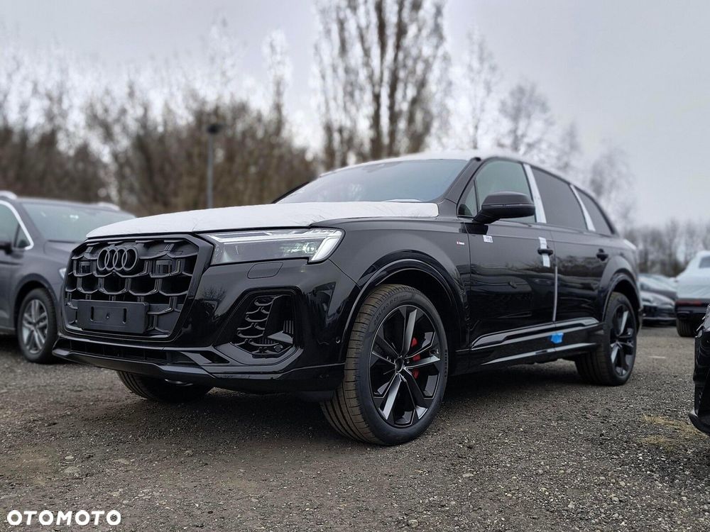 Audi Q7 - 1