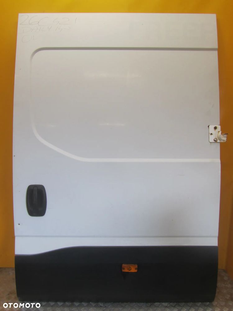 Drzwi Lewy Bok Iveco Daily 2014r- - 1