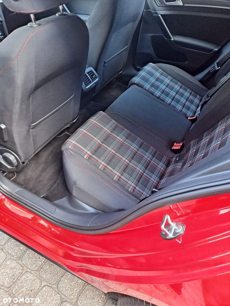 Volkswagen Golf 2.0 TSI BMT GTI Performance DSG - 5