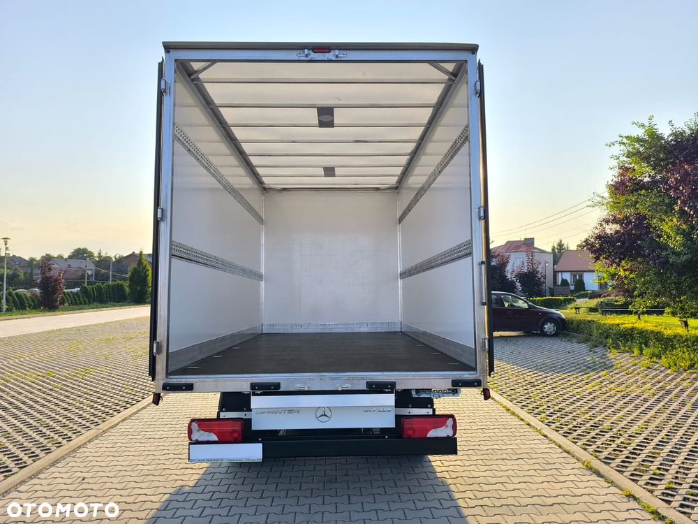 Mercedes-Benz Sprinter 517,170KM, Automat, Kontener 8 Palet, Full Led, Salon Polska! - 9