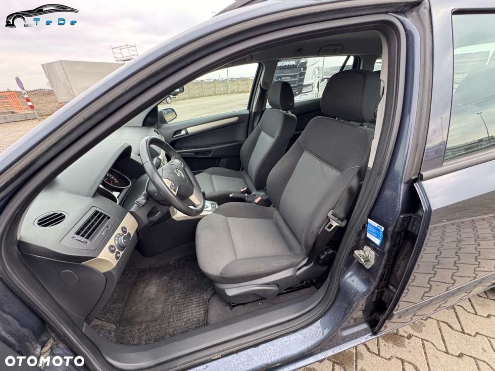 Opel Astra - 14