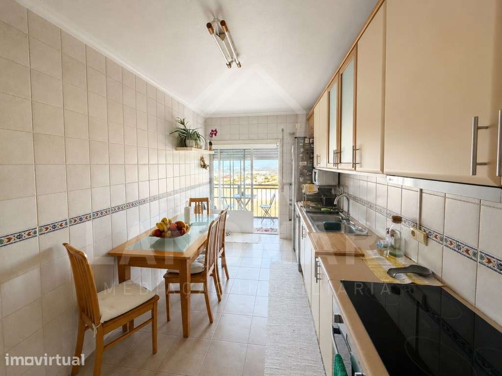 Apartamento T2, Centro de Turquel - Grande imagem: 4/9