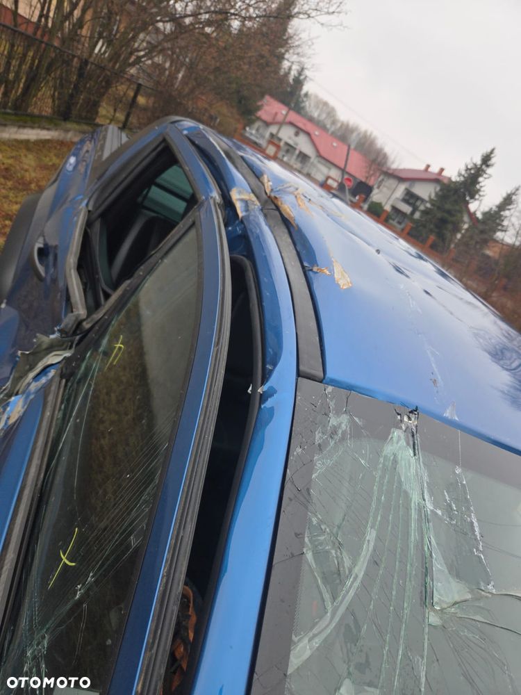 Ford Ranger Raptor - 12