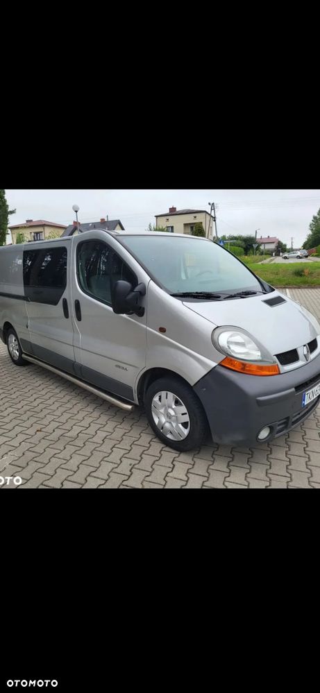 Renault Trafic - 1