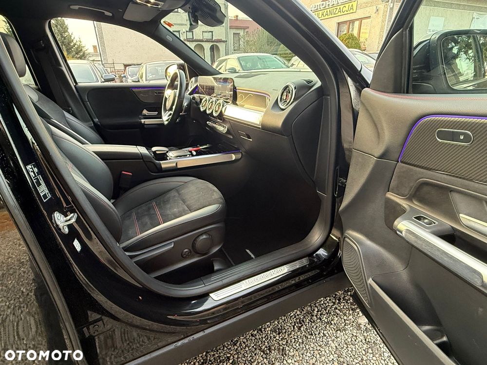 Mercedes-Benz GLB 200 d AMG Line 8G-DCT - 16