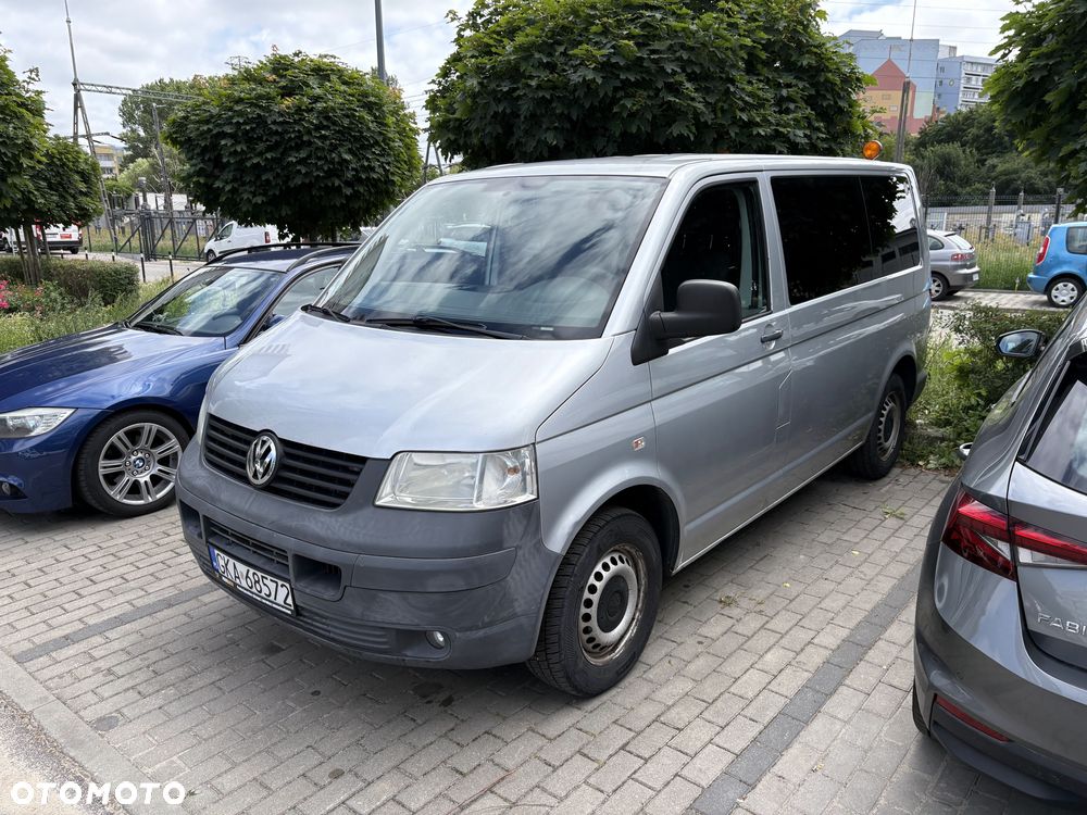 Volkswagen Transporter - 1