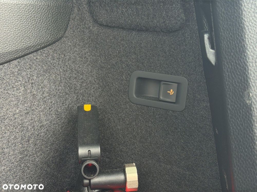 Skoda Karoq 1.5 TSI ACT Sportline DSG - 14