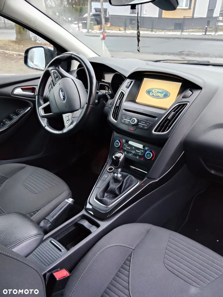 Ford Focus 1.0 EcoBoost Titanium - 15